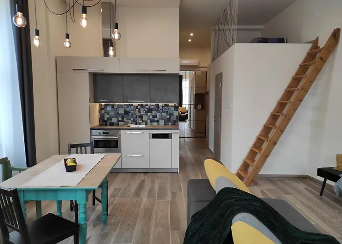 Art Apartament Segedyn